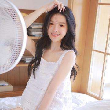 向女神献上吻手游